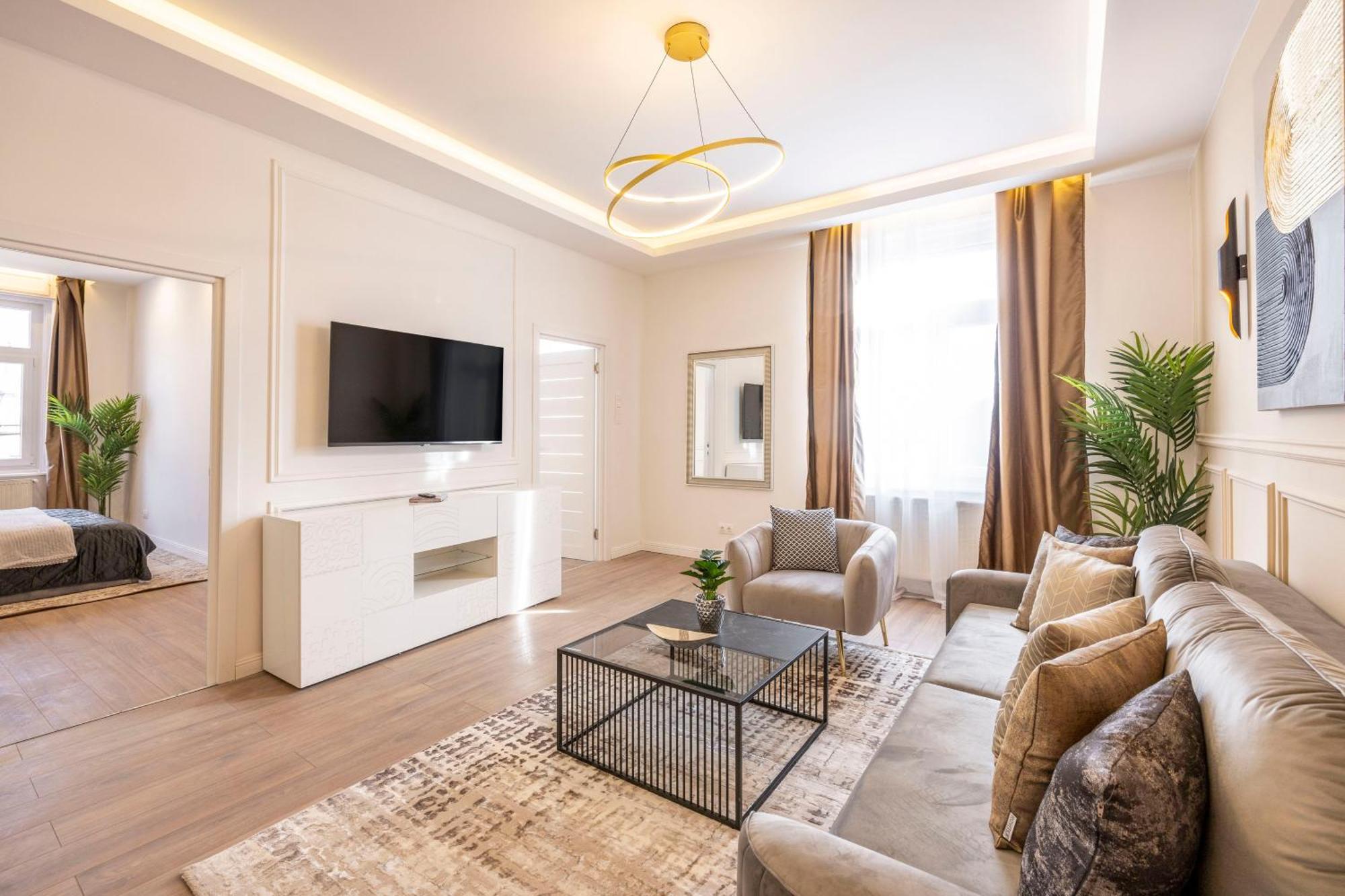 Luxury & Classy Central Apartment With 3Bedrm, 2Bathrm Будапешт Екстер'єр фото